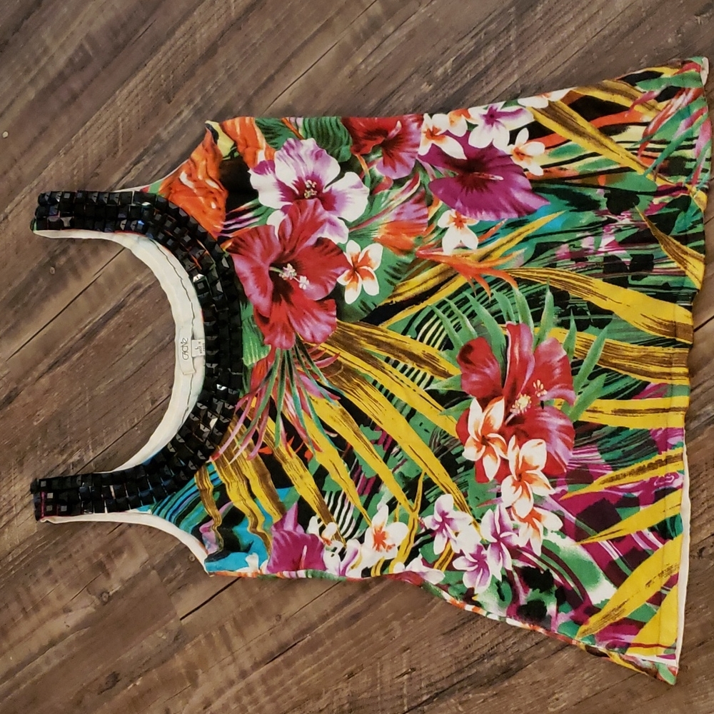 Embellished tank